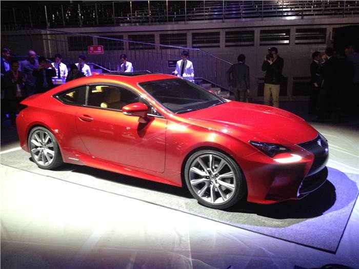New Lexus RC coup&#233; unveiled